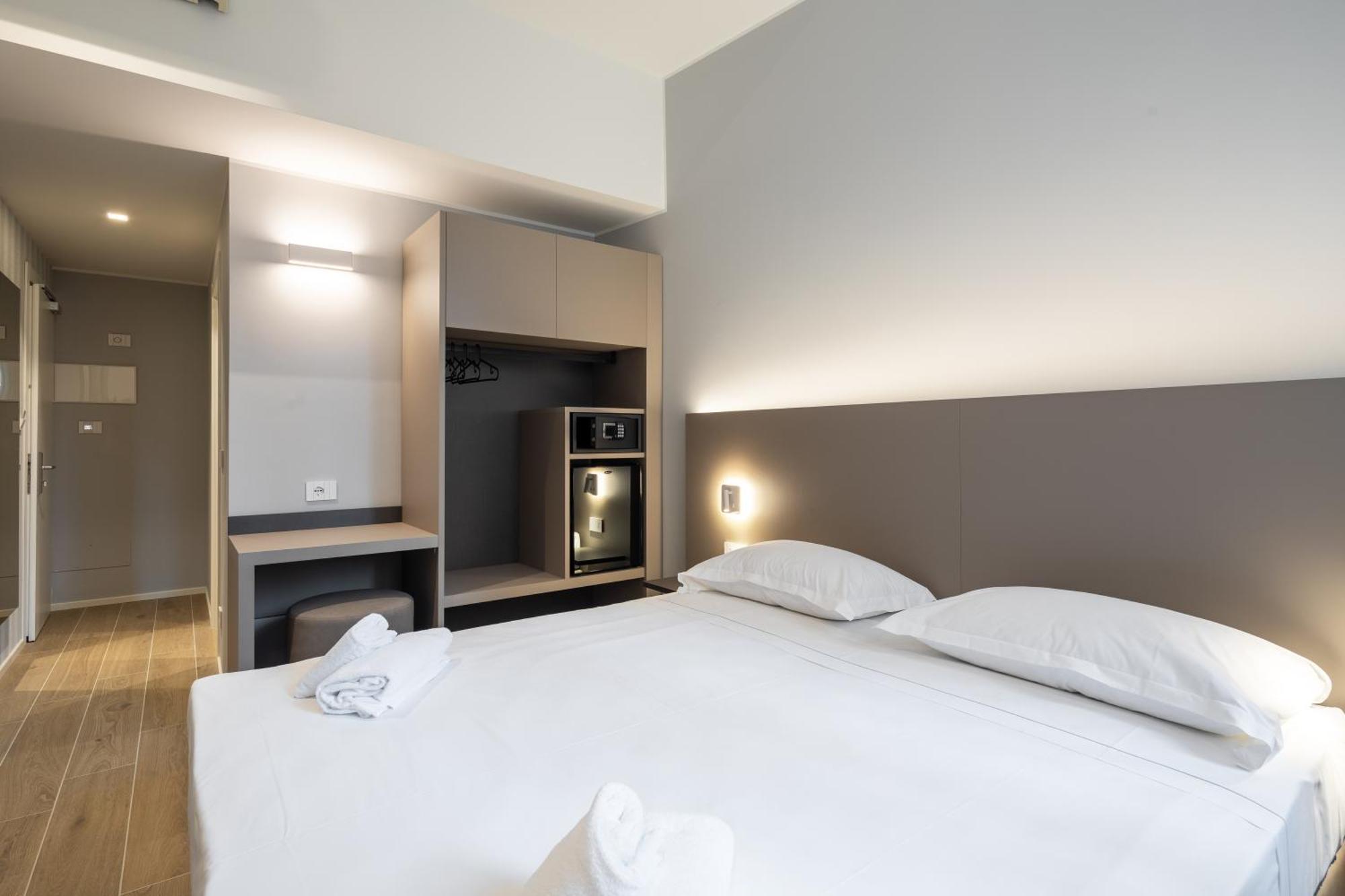 Hotel Excelsior Pavia Esterno foto