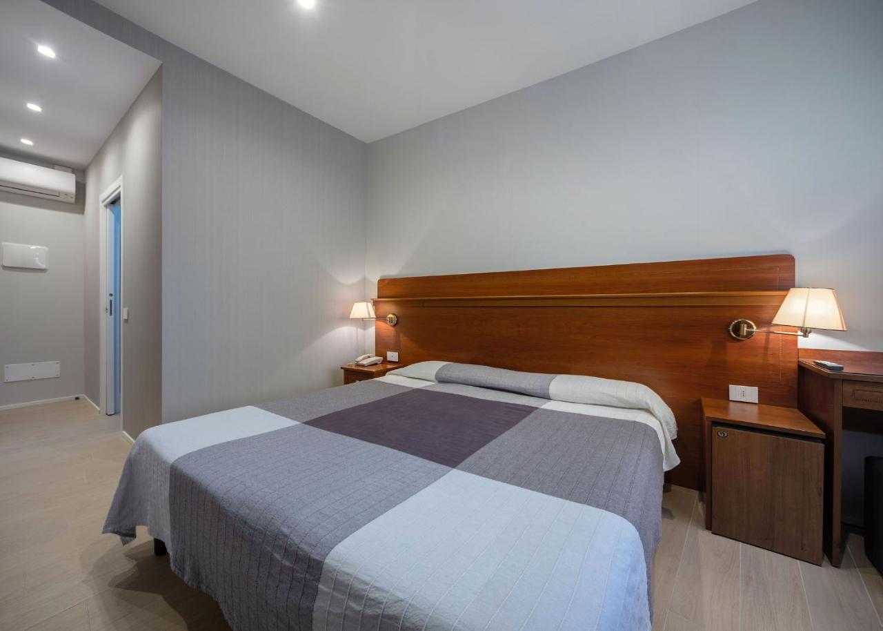 Hotel Excelsior Pavia Esterno foto